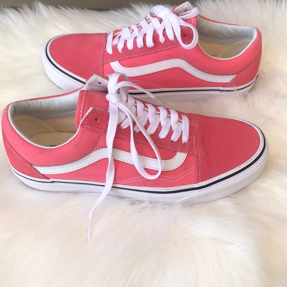 Vans off the wall size (9/1)woman(8)man🔥 - Picture 2 of 5